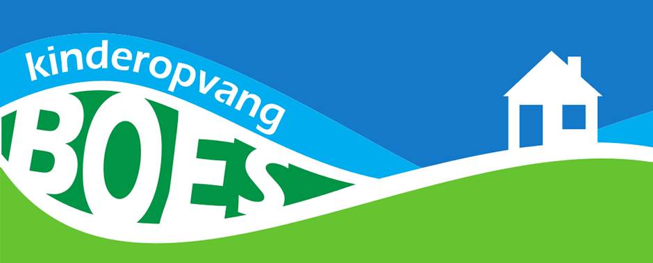 Logo Kinderopvang Boes: wit huisje op een groene heuvel onder een blauwe lucht